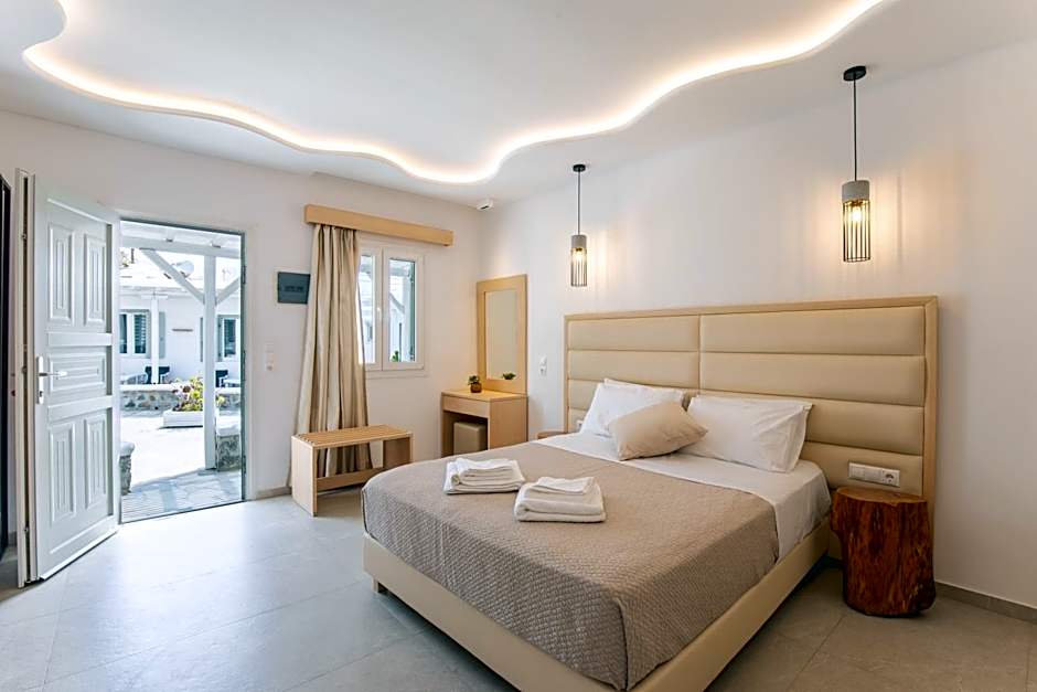 Agia Anna Beachfront Boutique