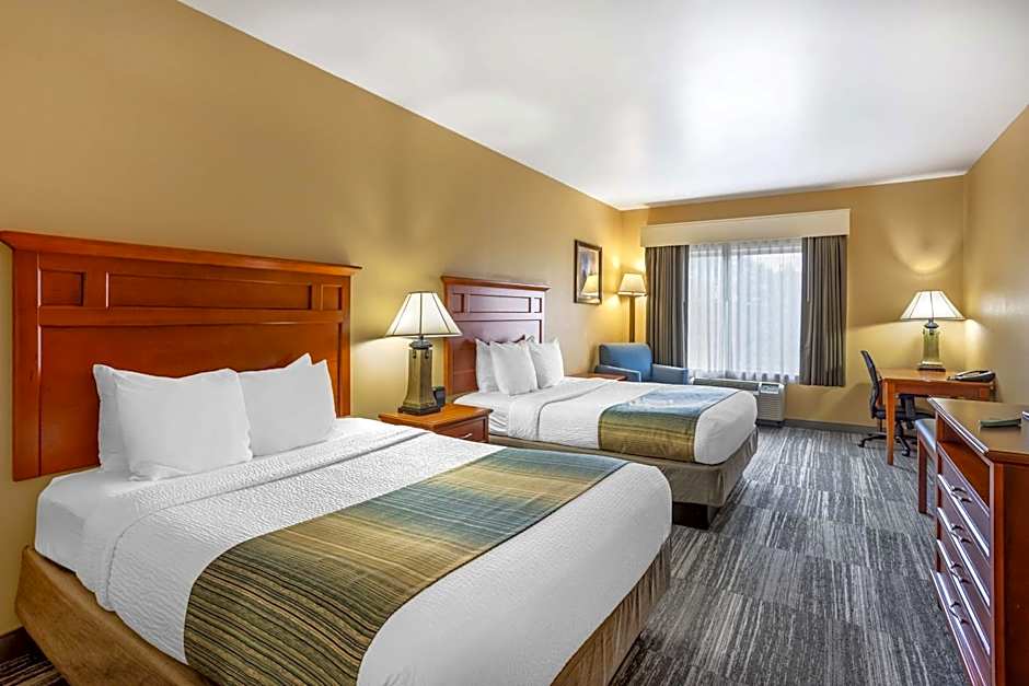 Best Western Plus University Park Inn & Suites
