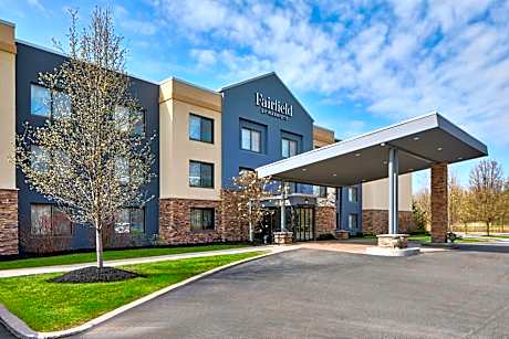 Fairfield Inn and Suites Rochester East