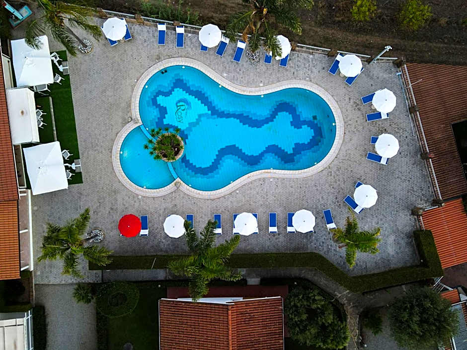 Rosy Hotel Residence