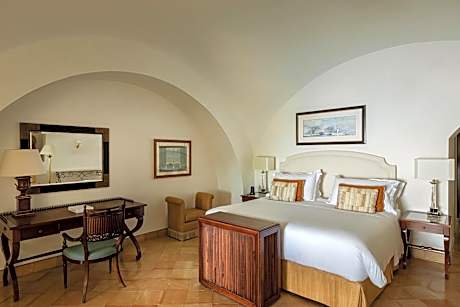 Premium Junior Suite with Terrace and Sea View