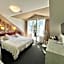 Grand Petit Hotel