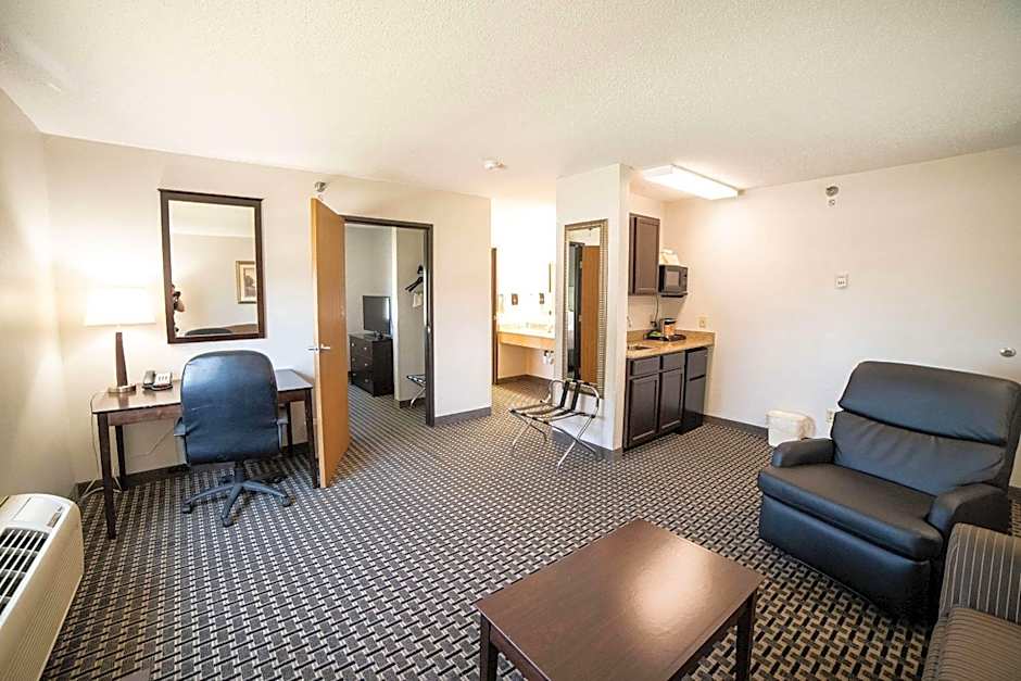 Quality Inn & Suites Watertown