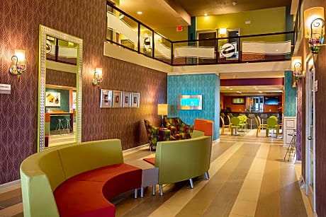 Clarion Inn & Suites Evansville
