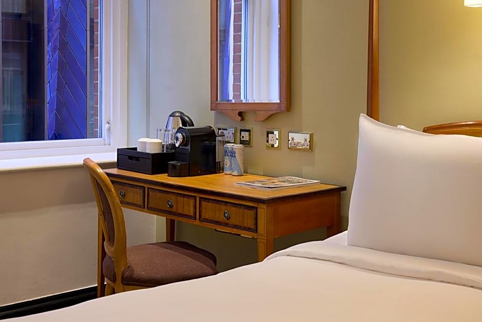 Radisson Blu Hotel, London Leicester Square