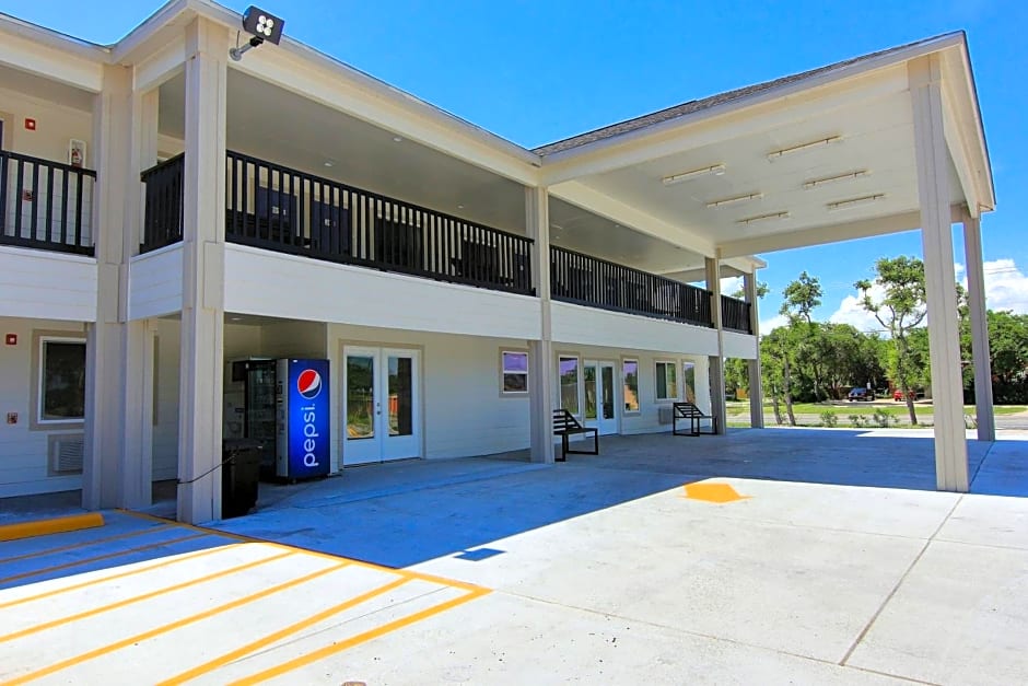 Motel 6-Rockport, TX