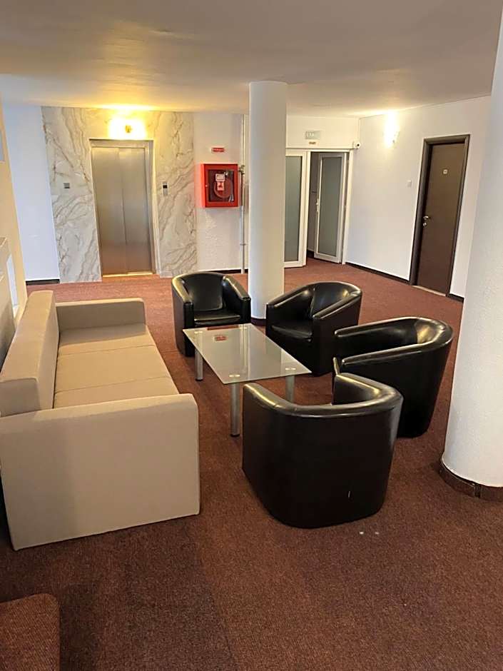 Hotel Cosmos
