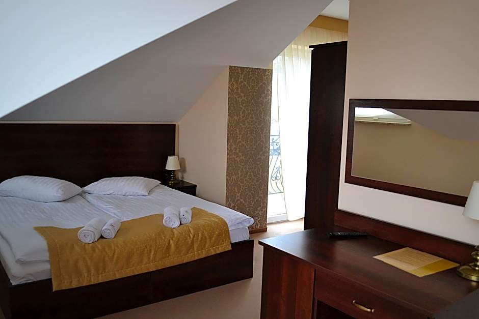 Hotel - Restauracja Koral