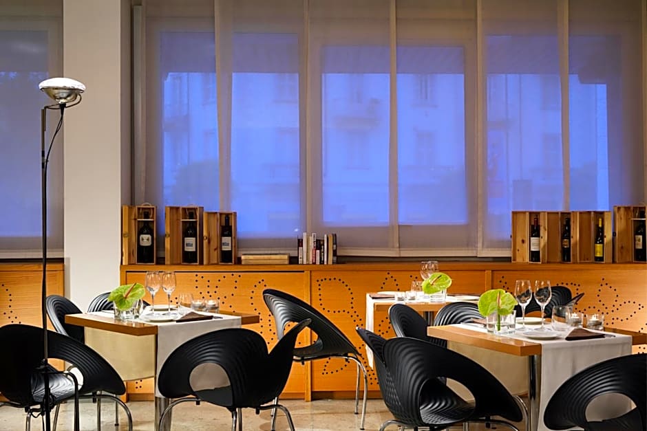 Una Hotel Mediterraneo