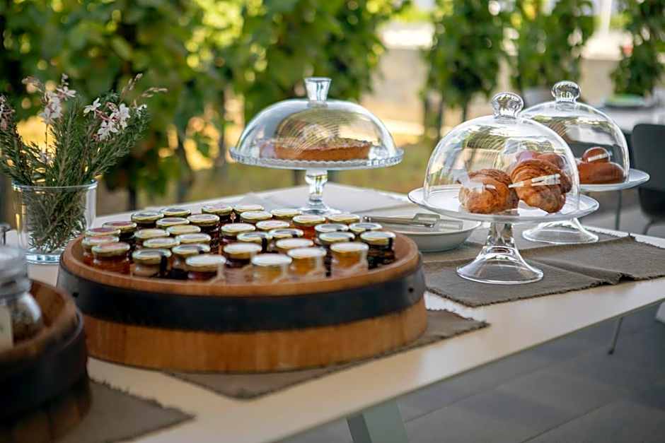 Tenuta di Castellaro Winery & Resort