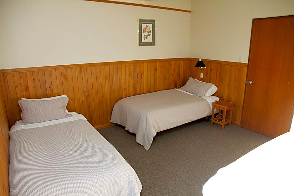 Stronechrubie Accommodation and Restaurant