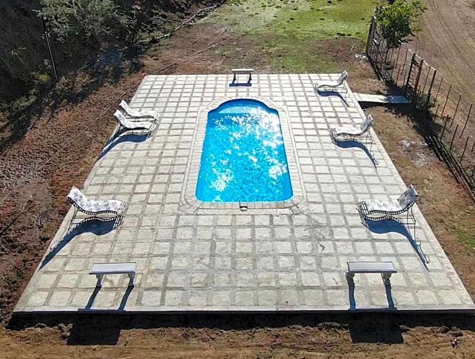 Old Mill Lodge, Seasonal Working Ostrich Farm & Restaurant, Oudtshoorn