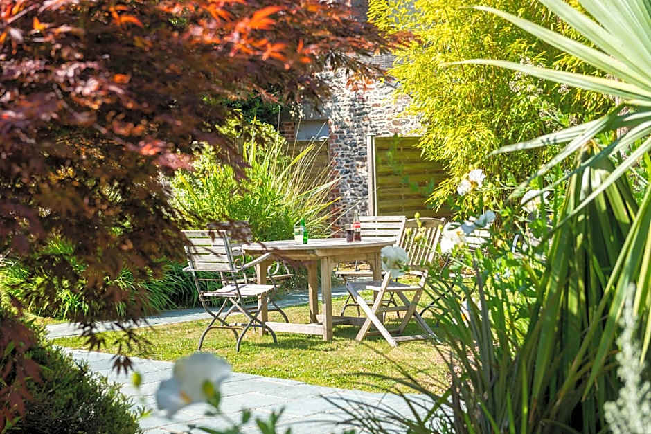 Hôtel Traiteur Les Ormes, The Originals Relais