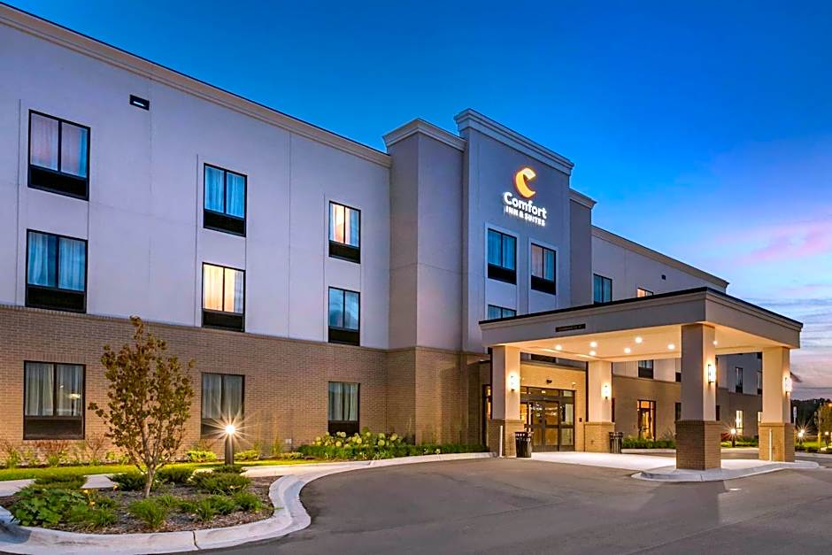 Comfort Inn & Suites