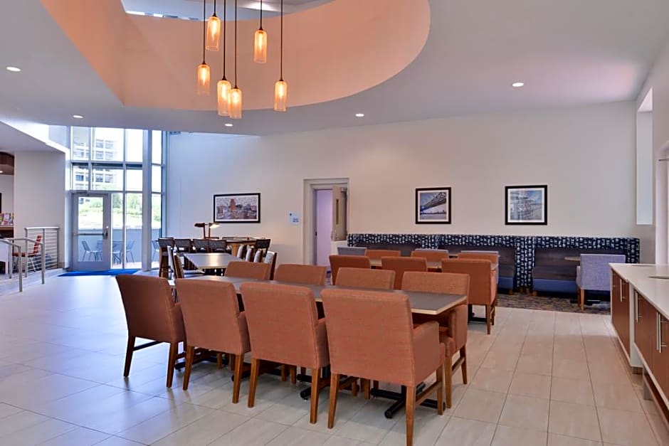 Holiday Inn Express New Orleans - St Charles