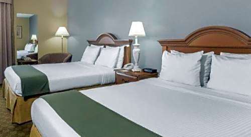 Days Inn by Wyndham Selma