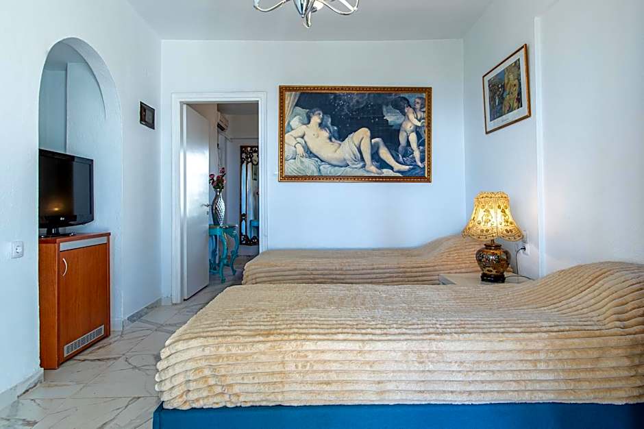 Assa Maris Beach Hotel