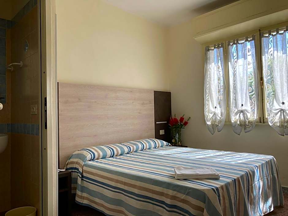 Hotel Verdesolemare