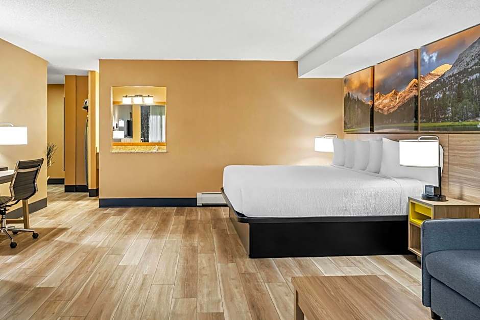 Days Inn by Wyndham Helena