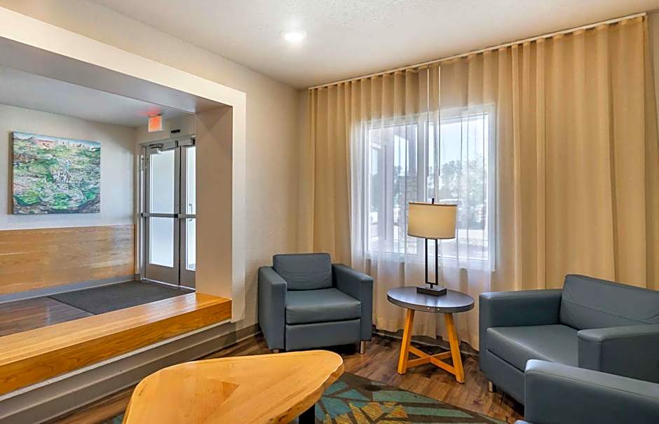 Extended Stay America Select Suites - Tampa - Brandon - East