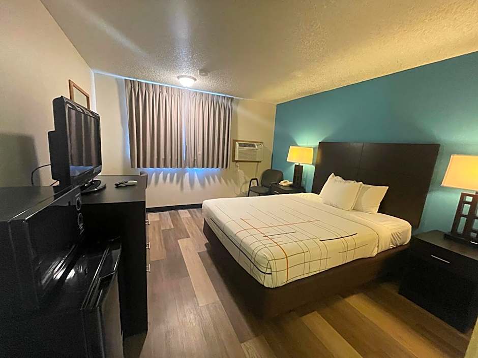 Brentwood Inn Clinton