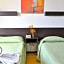 Hotel Trevi
