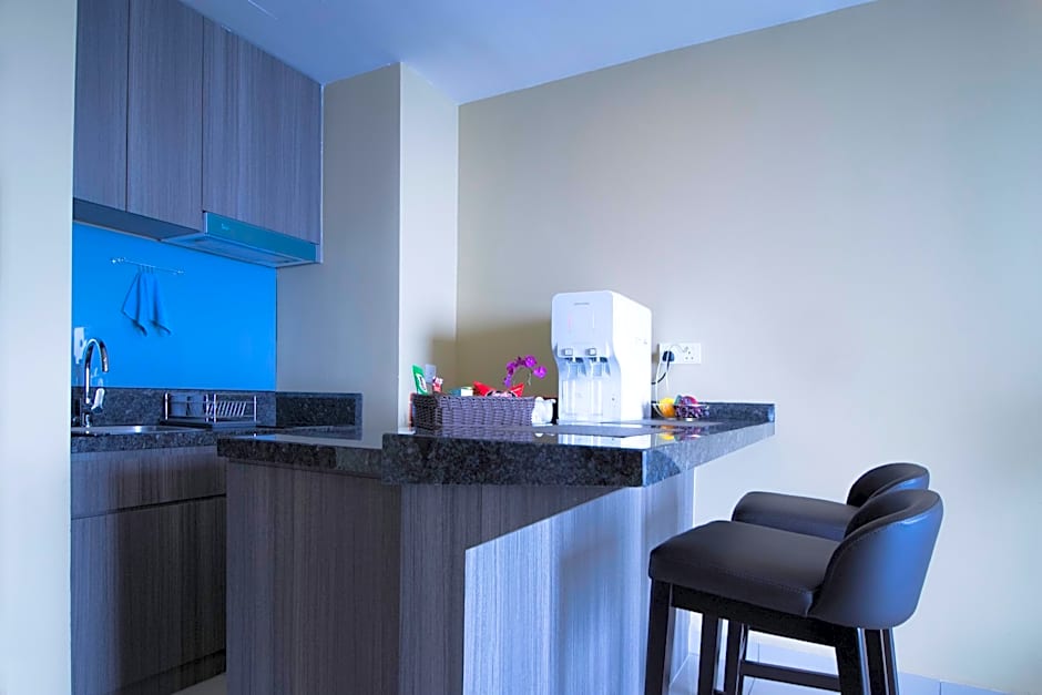 Sky D'Mont Suites