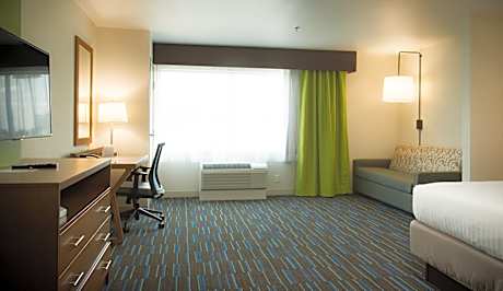 1 King Suite Mobil Access Transfer Shwr