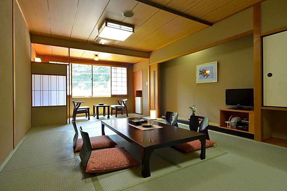 Yunohana Onsen Omotenashinoyado Keizankaku Hotel