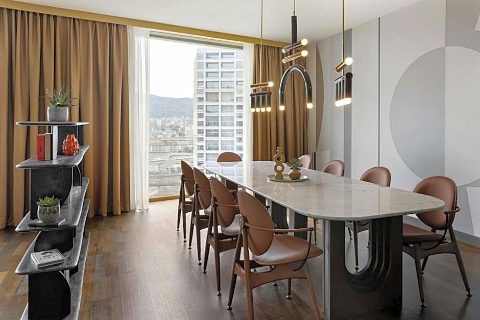 Renaissance by Marriott Zurich Tower Hotel