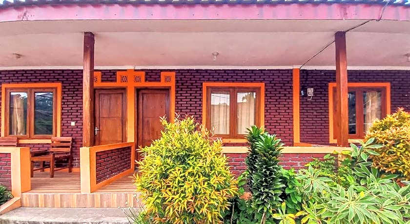 Villa Kampoeng City Pacet Mitra RedDoorz