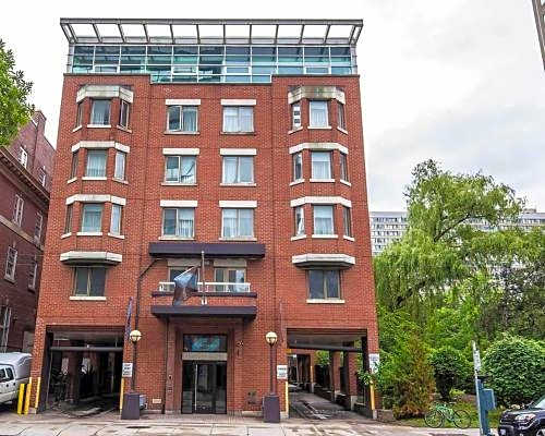 The Saint James Hotel, an Ascend Collection Hotel