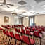 Clarion Inn & Suites Central Clearwater Beach