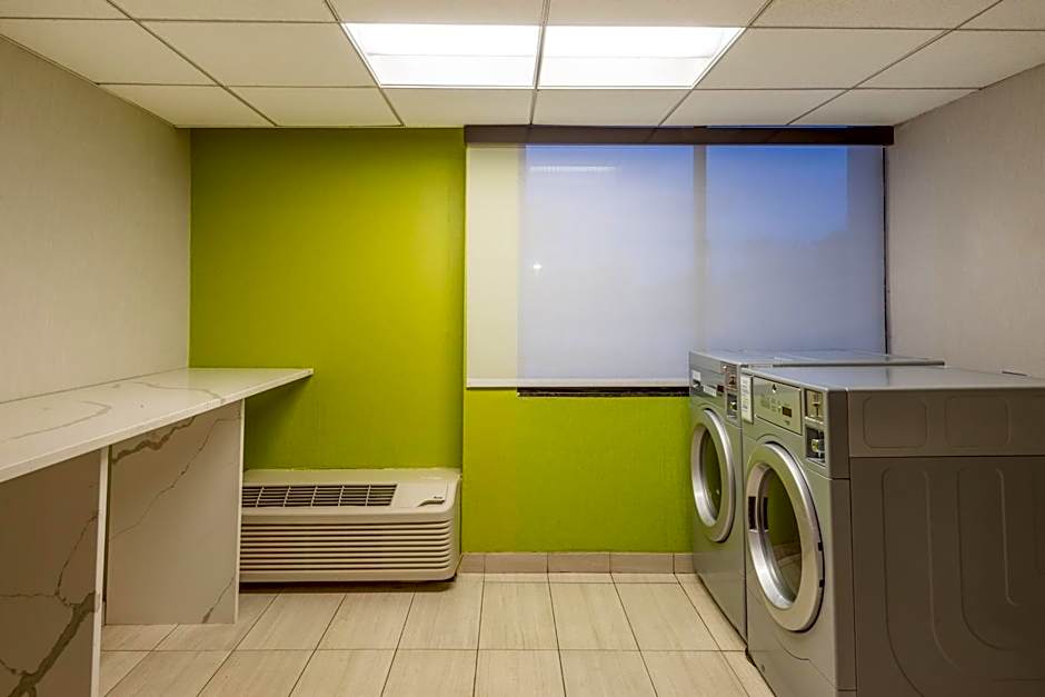 Holiday Inn Express Bensalem By IHG