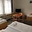 Hotel Tri Ruze