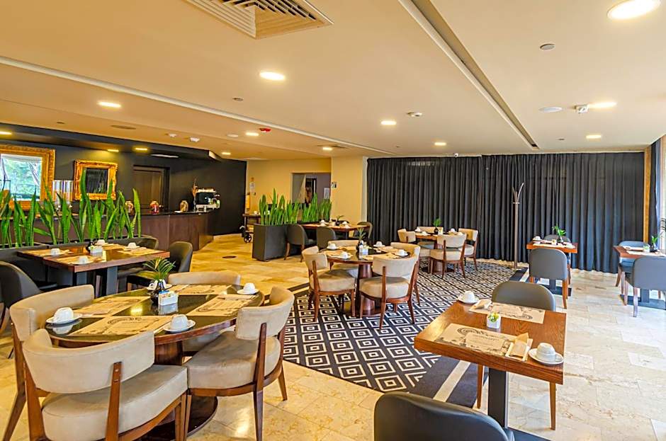 Hotel Intercontinental Medellín By IHG