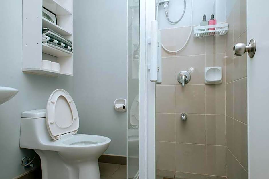 Studio Unit at Avida Towers Riala Tower 2 Cebu IT Park with Pool and Wifi