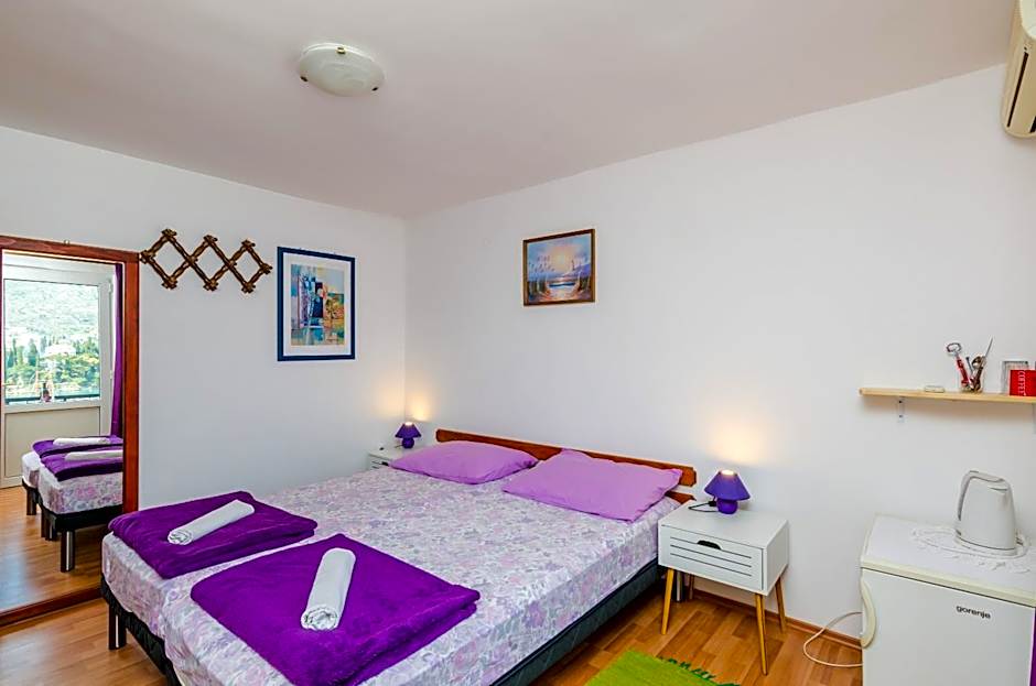 Apartments & Rooms Mihajica