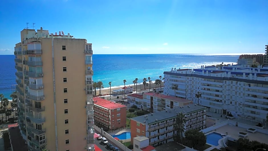 Benalmadena ,apartamento-Estudio primera Línea de Playa