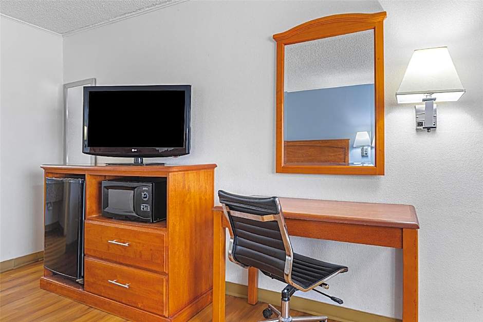 Best Western Palestine Inn