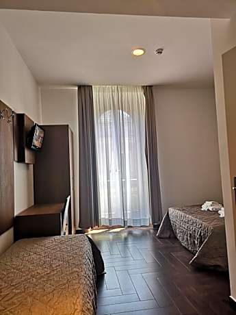 Triple Room with Private Bathroom