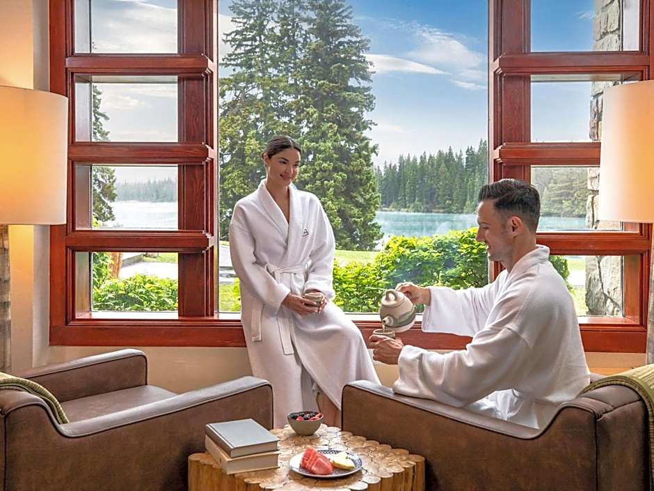 Fairmont Jasper Park Lodge