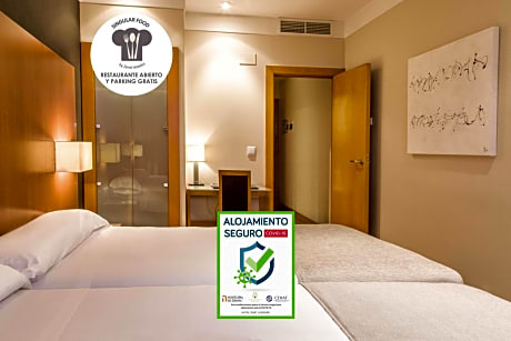 Double or Twin Room (1-2 People)