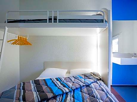Triple Room with Shared Bathroom