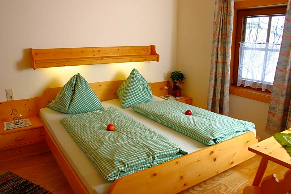 Berggasthof-Ferienbauernhof Habersatt