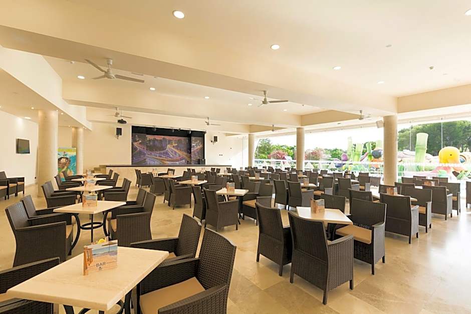 Mar Hotels Playa de Muro Suites