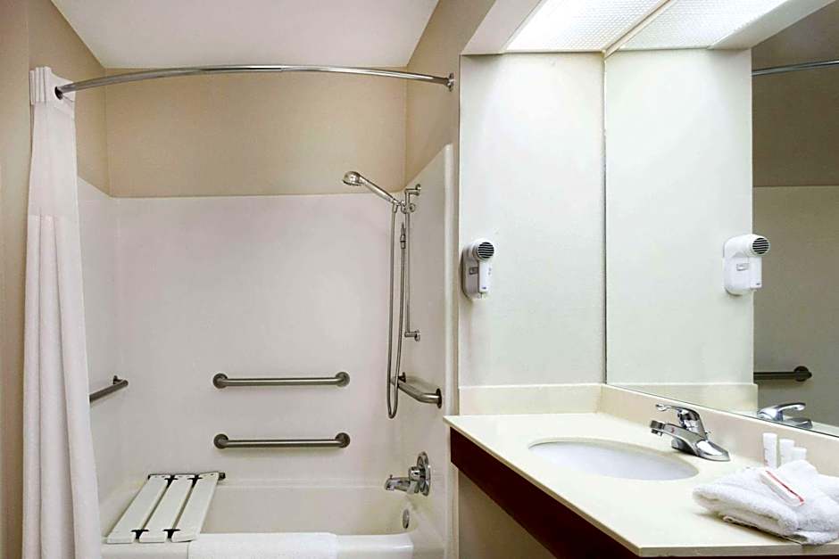 Baymont by Wyndham Tullahoma