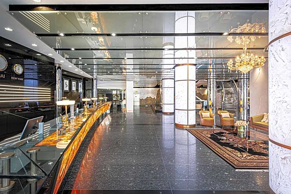 Golden Sands Hotel Creek