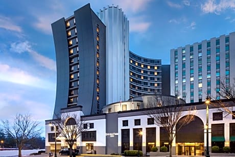 DoubleTree by Hilton Silver Spring Washington DC North