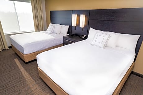 Suite Multiple Beds